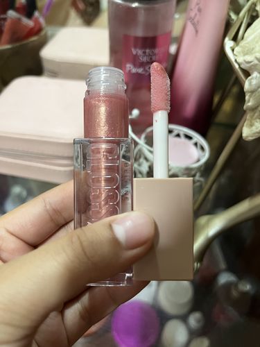 Customer photo review of LIFTER GLOSS