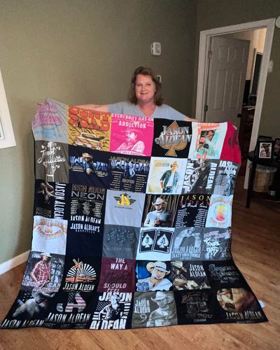 T-shirt quilt with country music, music concerts themes by RHONDA from NC