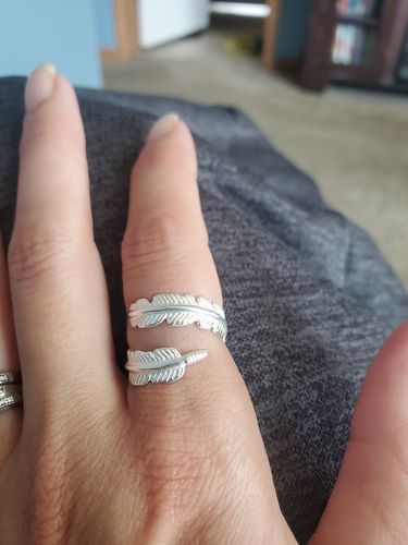 Customer photo review of Feather From An Angel Ring