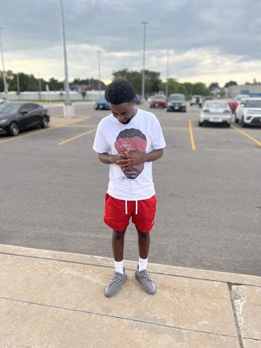 Customer photo review of Allen Iverson Graphic T-Shirt