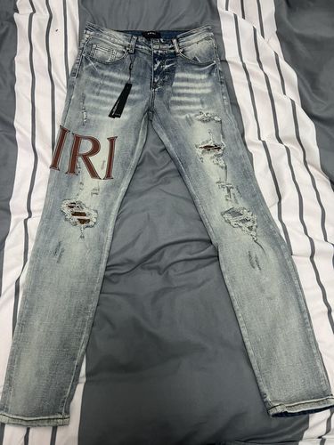 Customer photo review of AMIRI #840 Jeans
