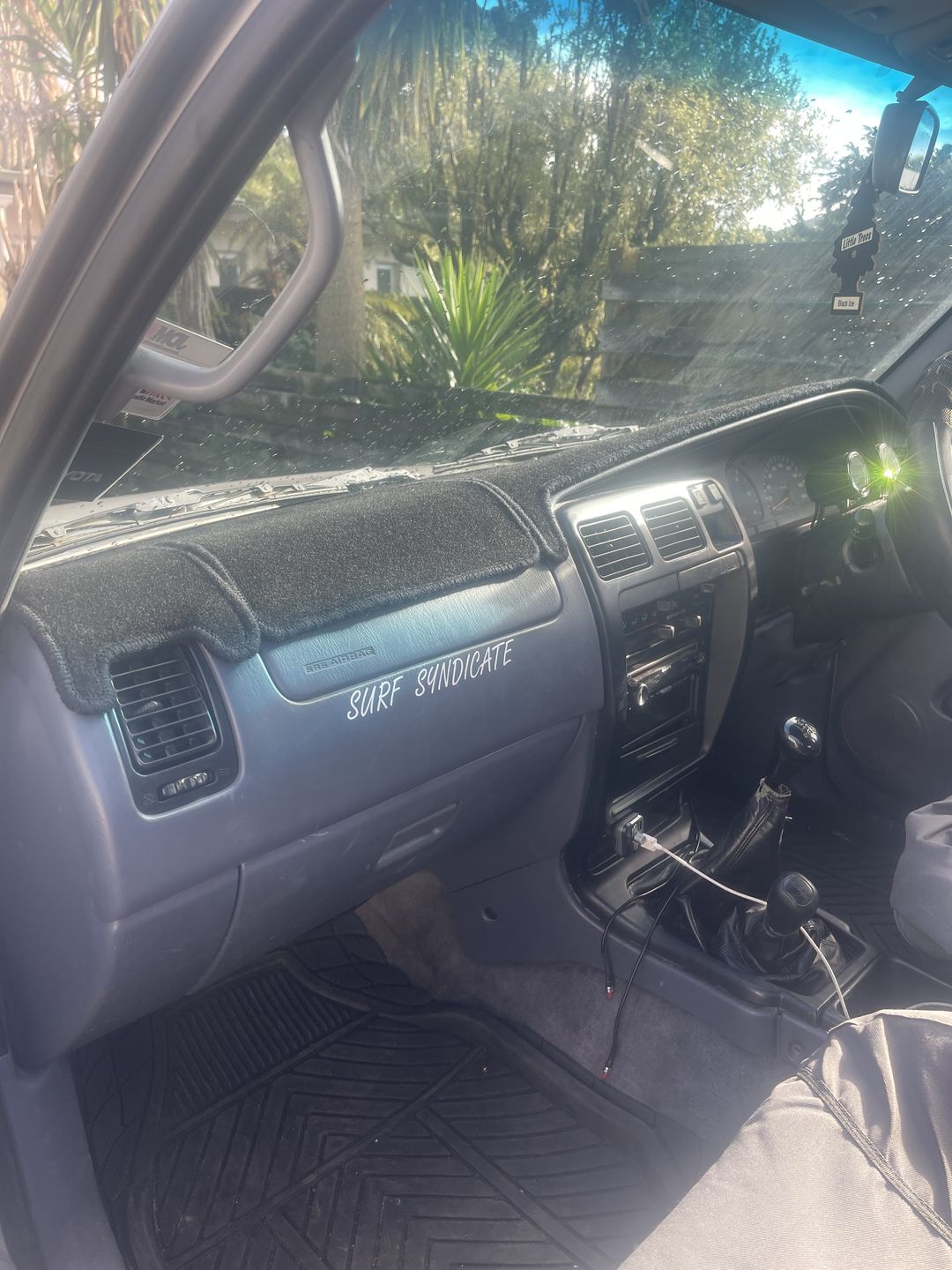 Customer photo review of Hilux Surf Carpet Dash Mat l 3rd Gen 96 - 02