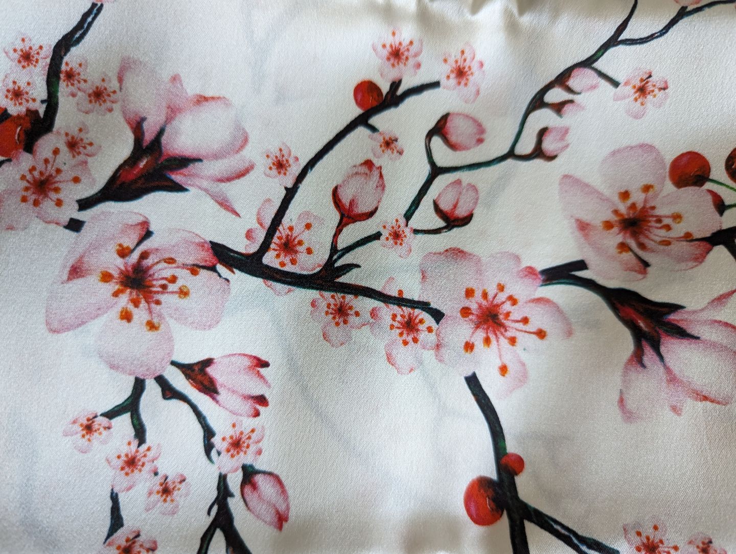 Customer photo review of Cherry Blossom Pure Silk Pillowcase