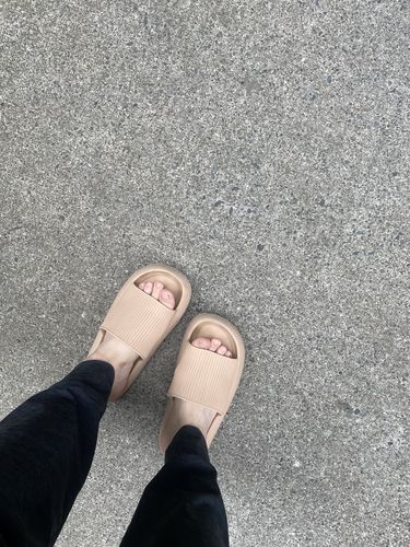 Customer photo review of Cloud Slides - Original