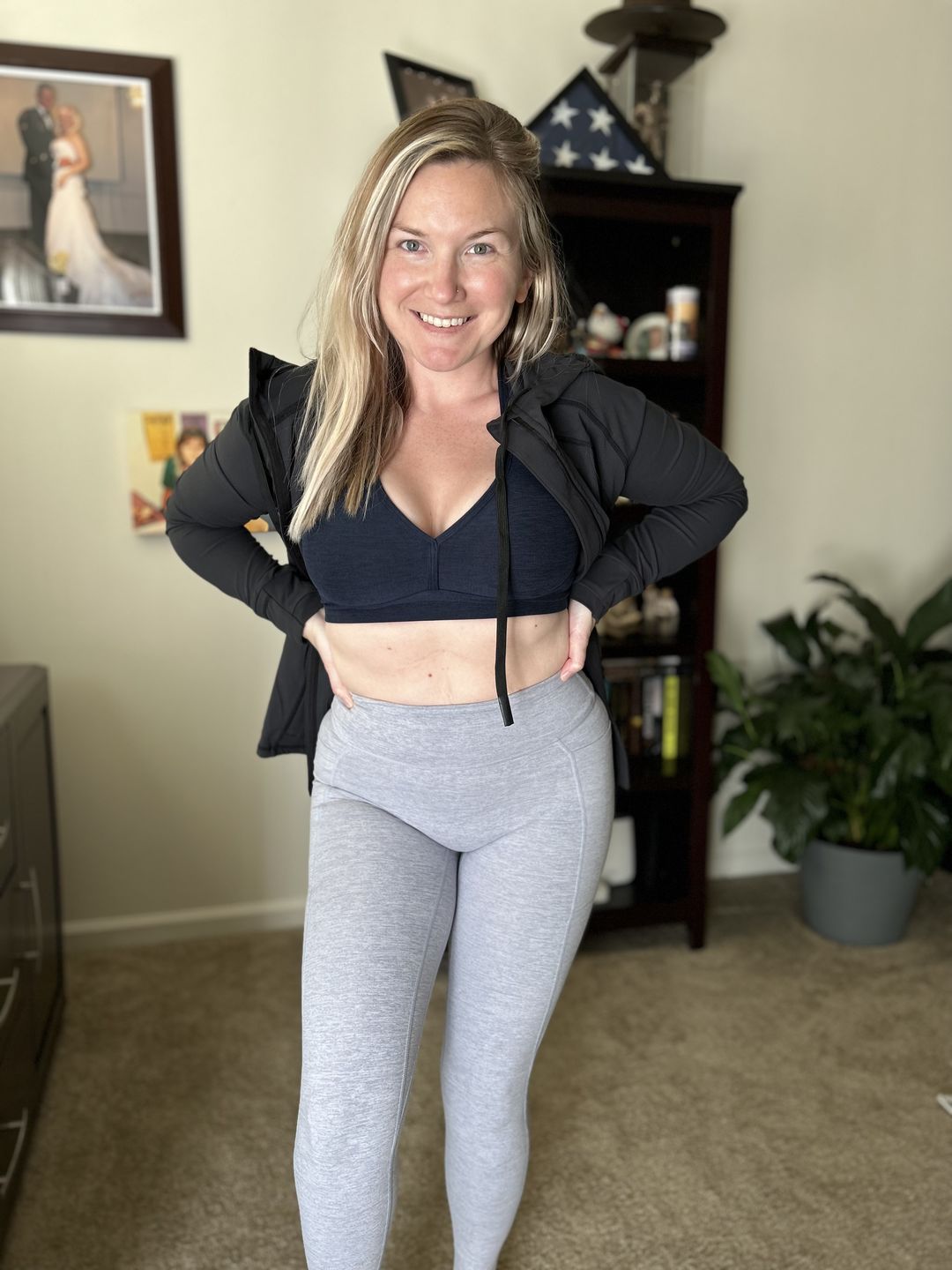 Customer photo review of Dream Leggings With Pockets | Mist