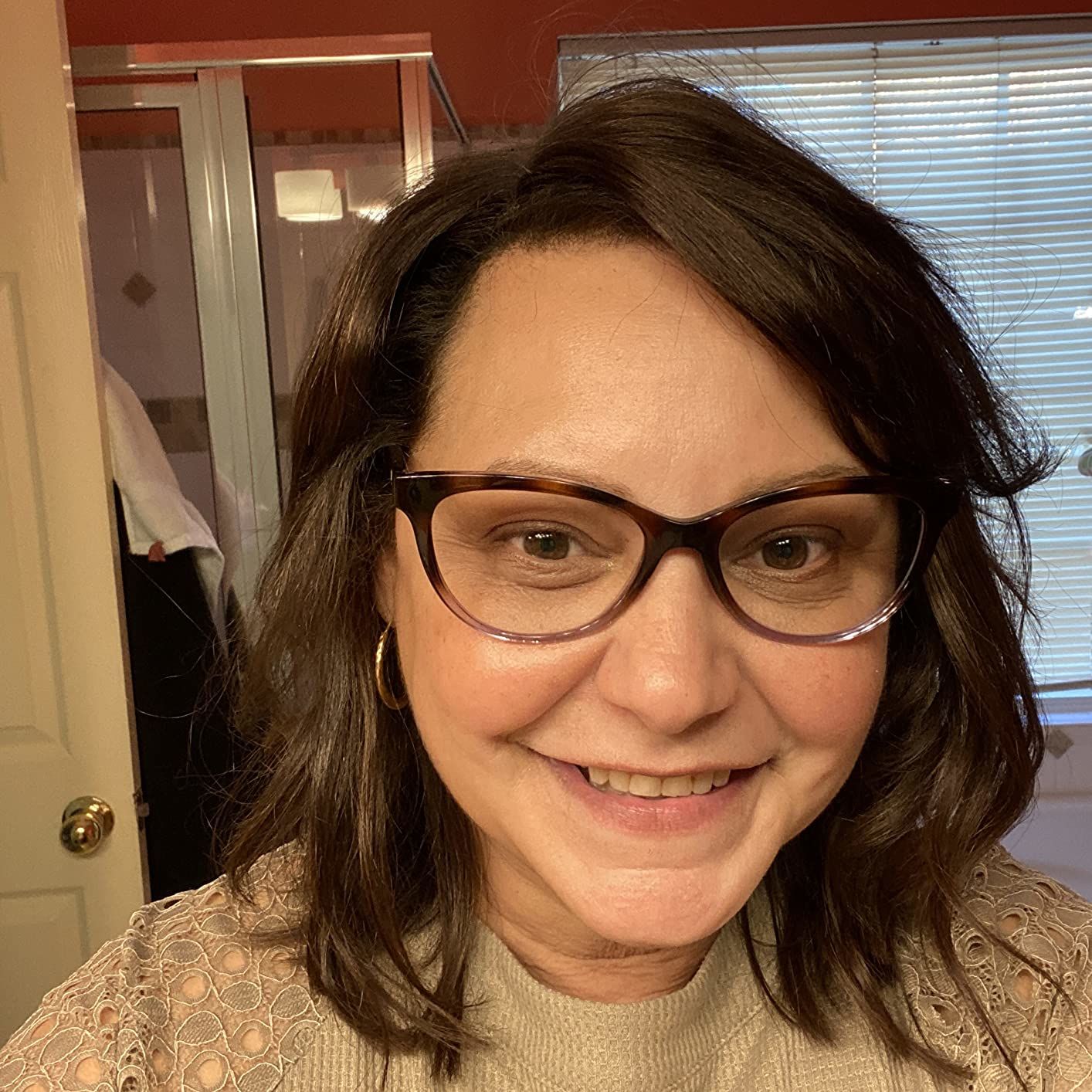 Customer photo review of Hair Topper for Thinning Hair Balayage Brown with Blonde Hair#4/27/4