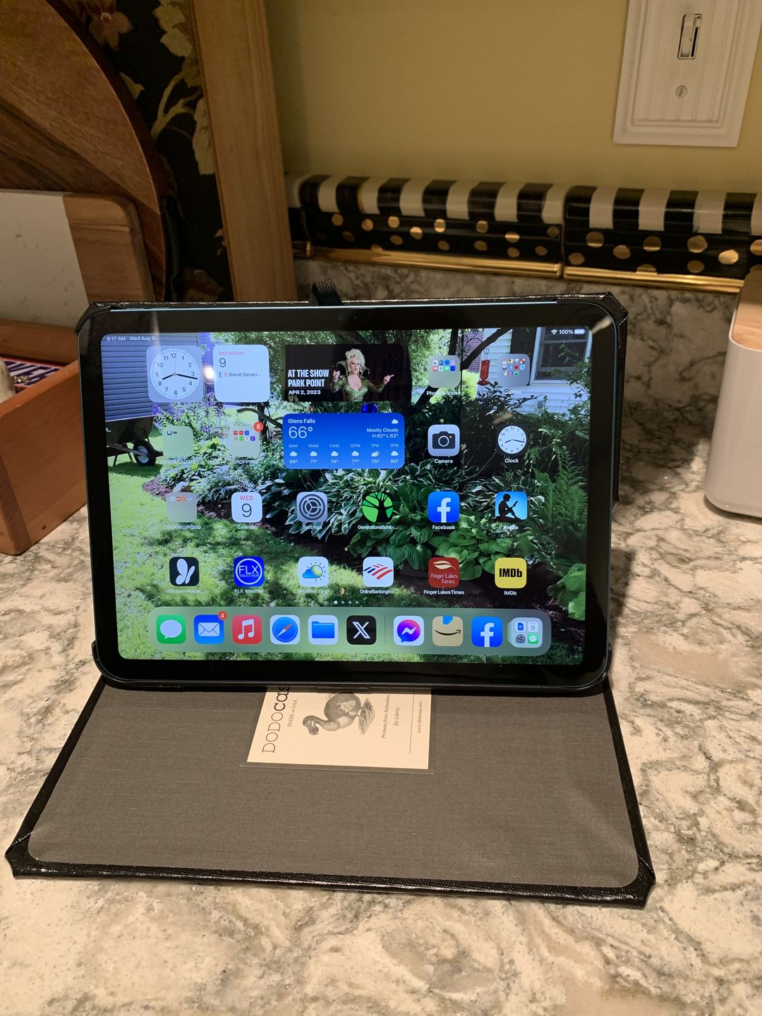 Customer photo review of Custom Case iPad (2022/10th Gen)