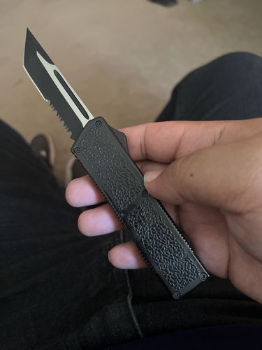 Customer photo review of LIGHTNING