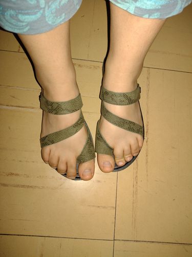 Customer photo review of SANDALIA PLANA VERDE 13252