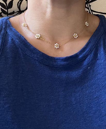 Customer photo review of Dainty Flower Pearl Necklace and bracelet ( Purchase Individually)