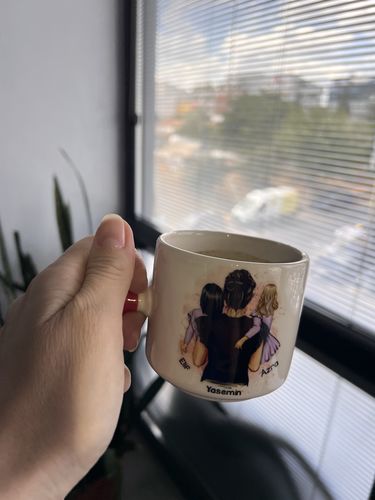 Customer photo review of Kişiye özel anne 2 çocuk el yapımı T fincan