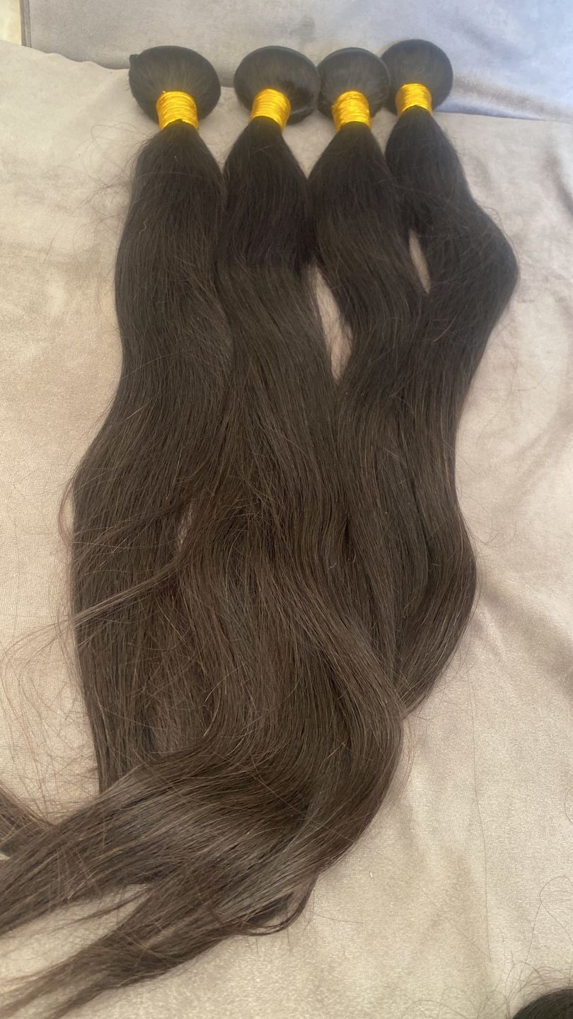 Customer photo review of MORE FACE 10A Natural Color 3PCS Straight Human Hair Bundles Extensions