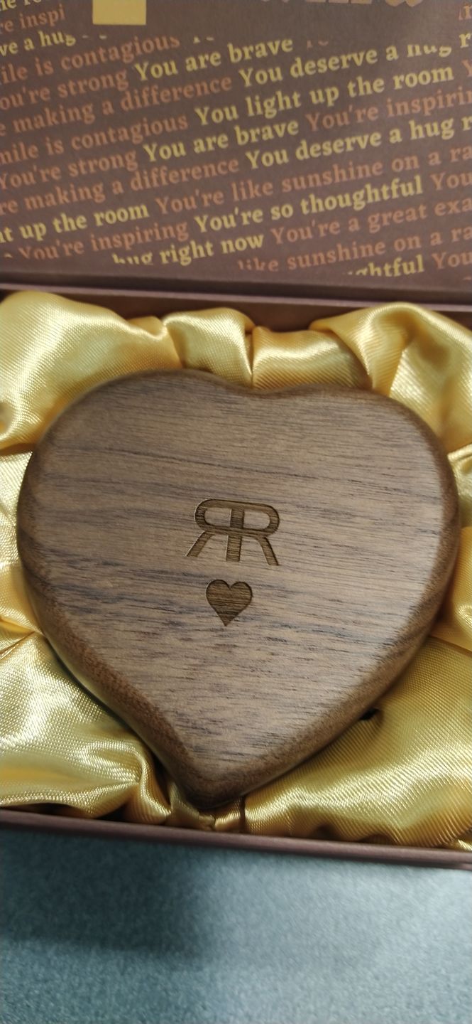 Customer photo review of Lova - Heart Music box with Mirror