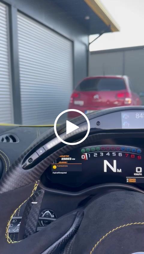 Customer video review of MCLAREN 720S Custom Carbon Fiber Steering