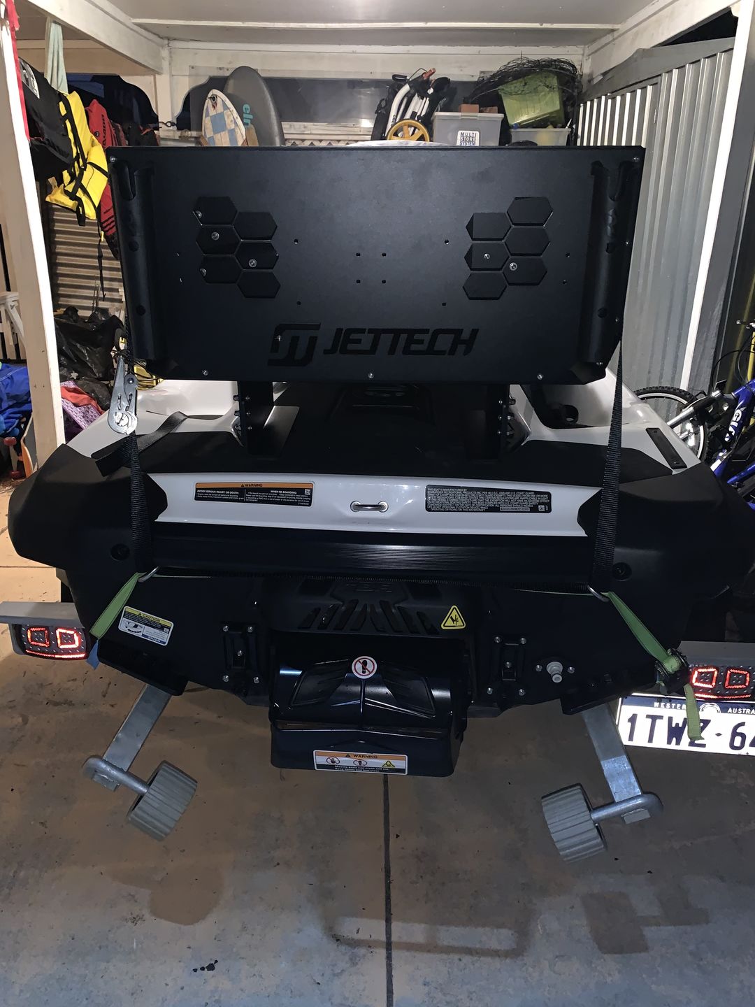 Customer photo review of Jet Tech Adventure Fish Box