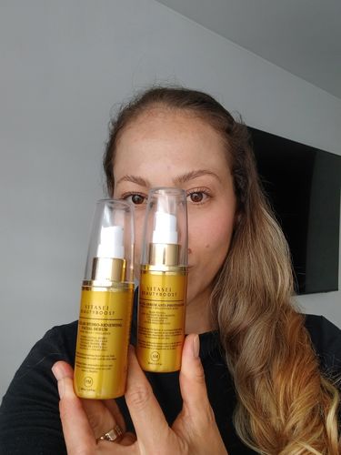 Customer photo review of KIT SUEROS FACIALES DÍA Y NOCHE CON CÉLULAS MADRE, COLÁGENO Y ÁCIDO HIALURÓNICO.