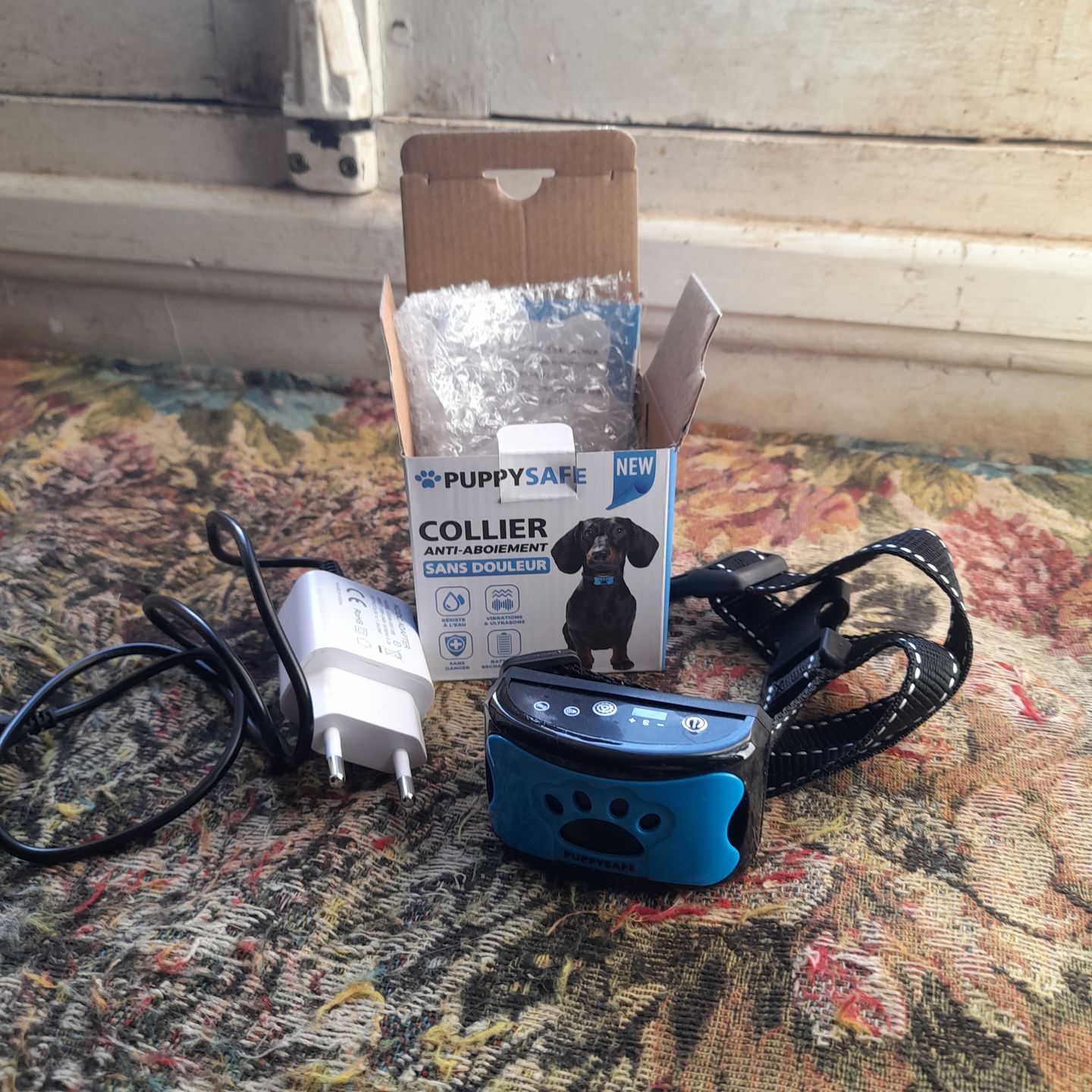 Customer photo review of Chargeur spécialement conçu pour le collier Anti Aboiement