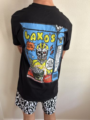 Customer photo review of Laxos Tee