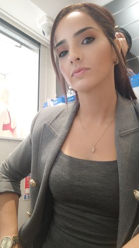 Customer photo review of Le vrai piercing Amalya