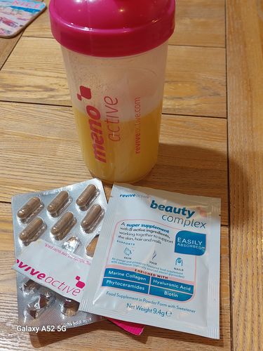 Customer photo review of Women's Wellness Bundle