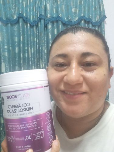 Customer photo review of COLÁGENO HIDROLIZADO CON VITAMINA C, D3, BIOTINA Y SEMILLAS DE UVA