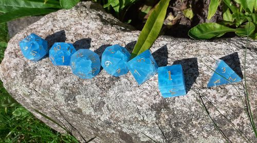 Customer photo review of Glaswürfel Frosted Lightning Blue