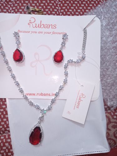 Customer photo review of Rubans Fuax Ruby Stone Studded Zircon Jewellery Set