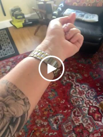 Customer video review of Kyra Metal Strap