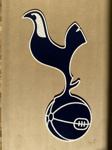 Customer photo review of Tottenham Hotspur FC® Logo - Official Wooden Puzzle