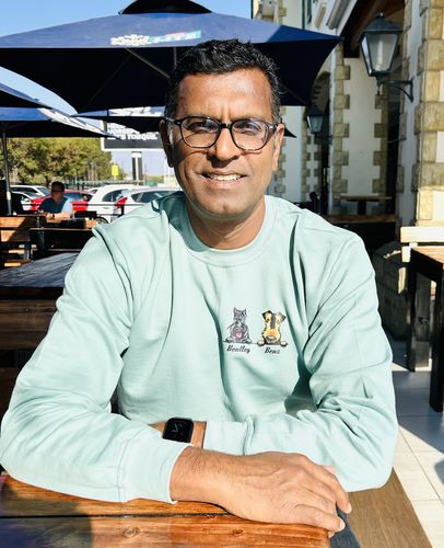Customer photo review of CREWNECK (Unisex)