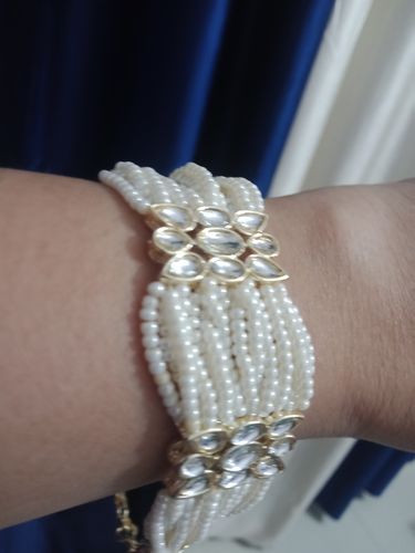 Customer photo review of Rubans Kundan Pearl Bracelet