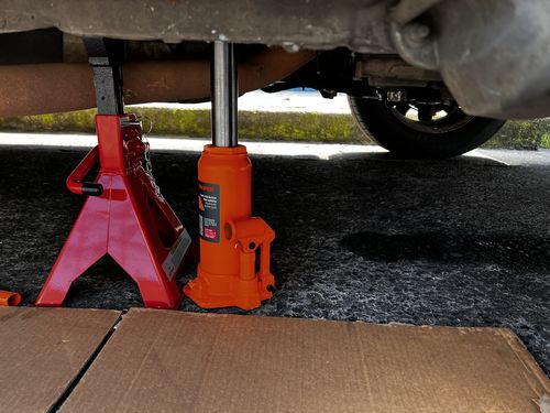 Customer photo review of Torre Auto 2 Piezas 3 Toneladas Doble Seguro Altura 31-42cm