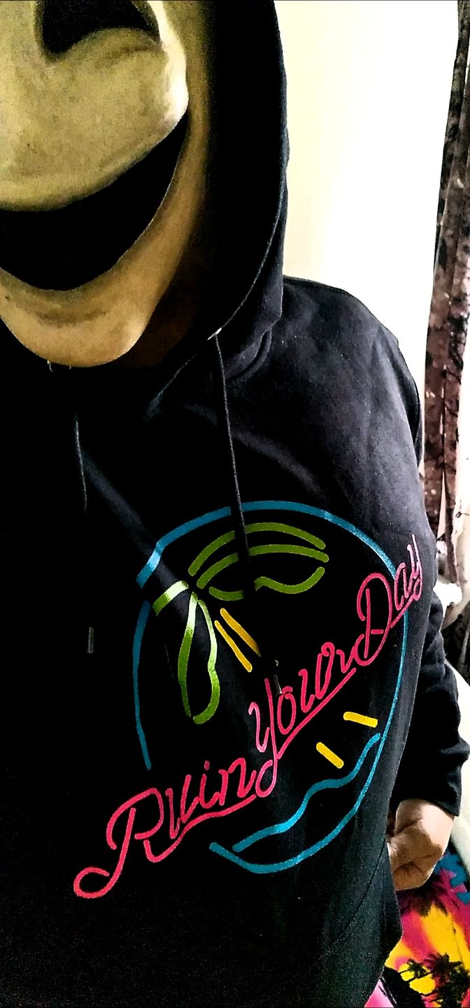 Customer photo review of RYD Premium Pullover Hoodie - Black
