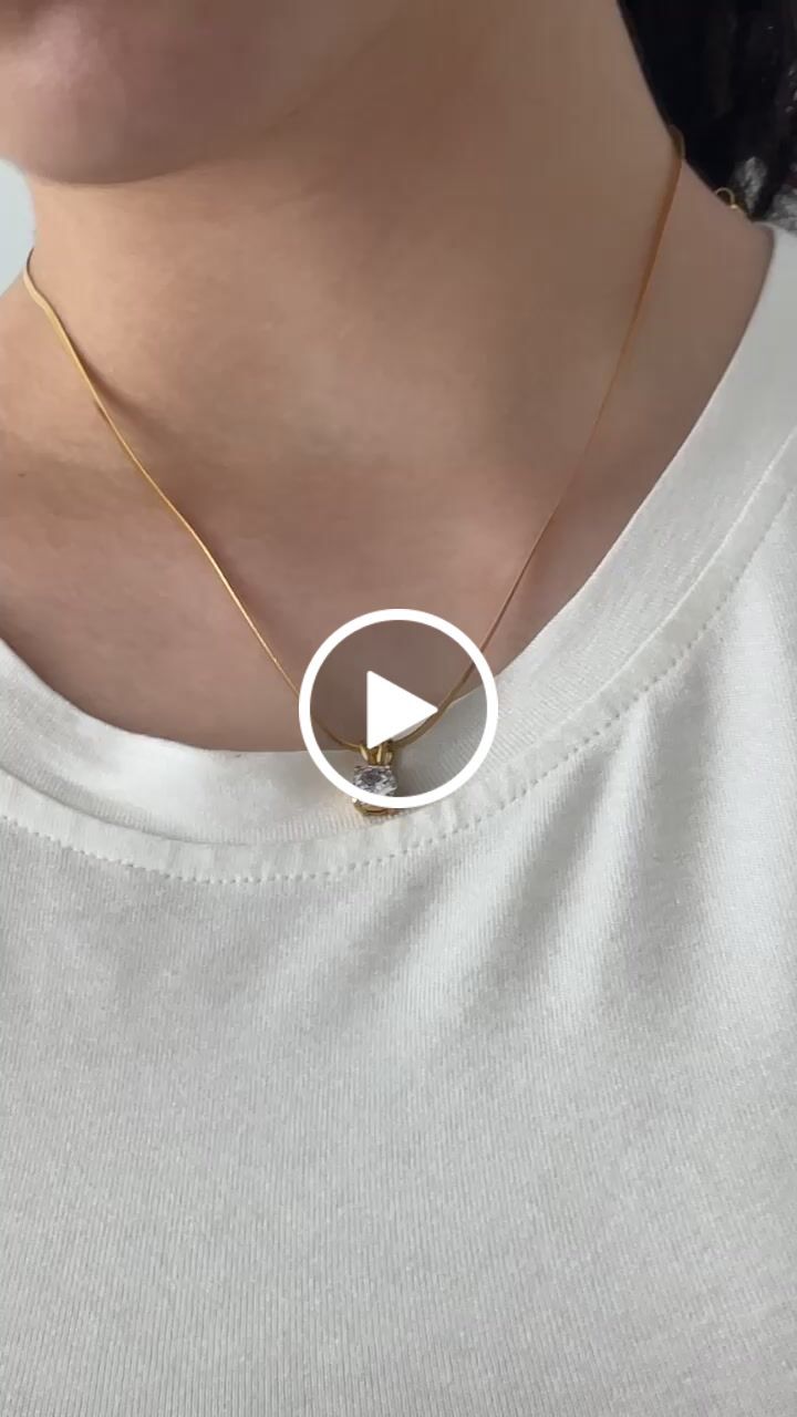 Customer video review of Glamour Snake Halskette | 18K vergoldet