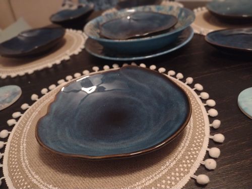 Customer photo review of Ocean Waves Deep Blue Plates