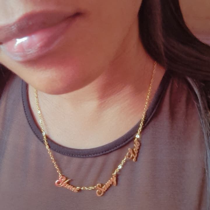Customer photo review of Collier Plusieurs Prénoms