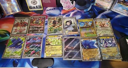 Customer photo review of Pokémon TCG: Scarlet & Violet-Obsidian Flames Booster Display Box (36 Packs) (Presale)