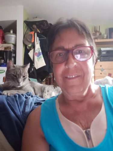 Customer photo review of HuggerLUMA