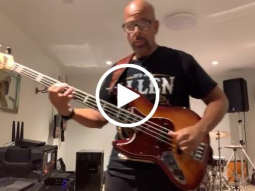 Customer video review of CFG - 'ZERO-GRAVITY' Strap for Guitar & Bass