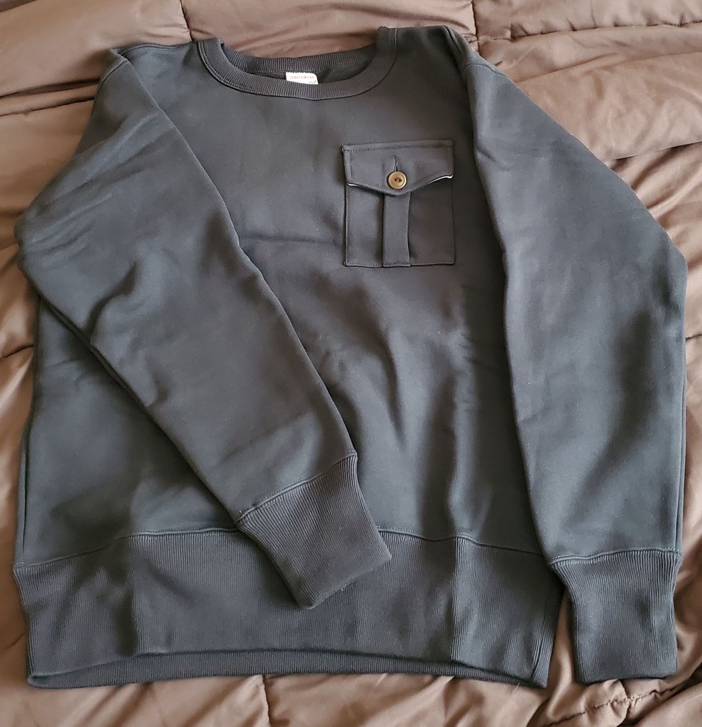 Customer photo review of Military Pocket Sweatshirt - Black