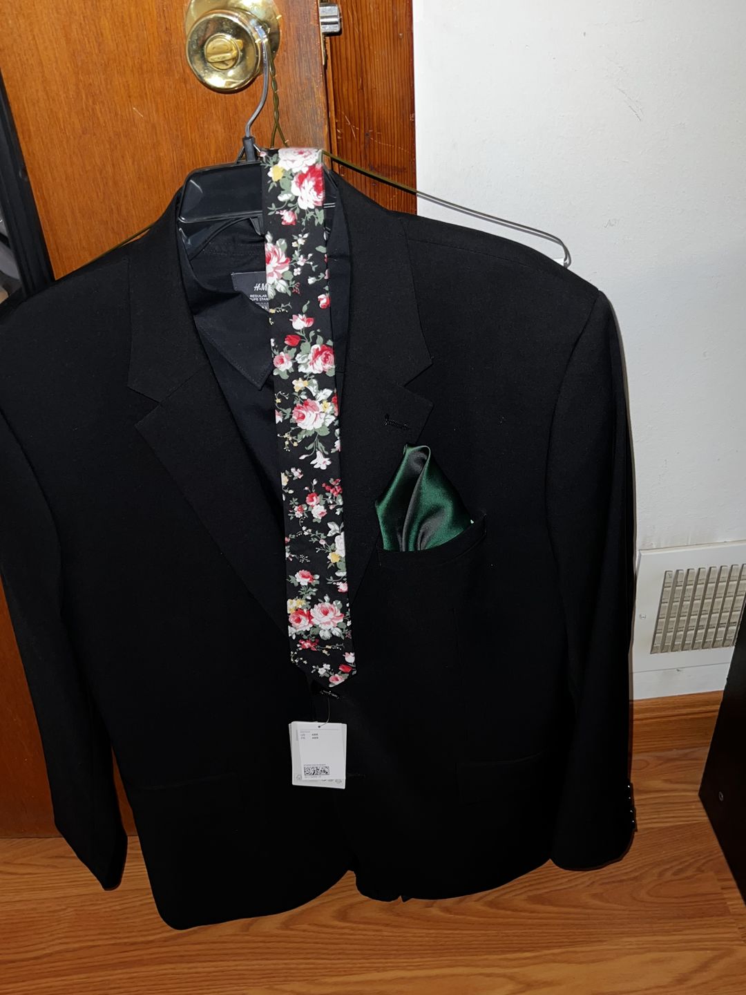Customer photo review of Dark and Cheery