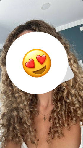 Customer photo review of Curly Honey Blonde 220G