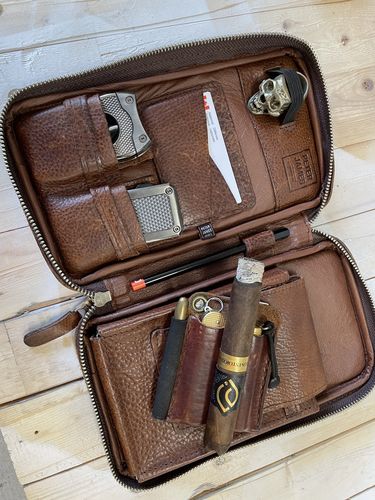 Customer photo review of Los Estoico 54 Maduro Mix Pack