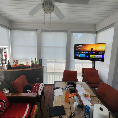 Customer photo review of SmartWings Motorized Light Filtering Solar Shades 5% Openness Aventus