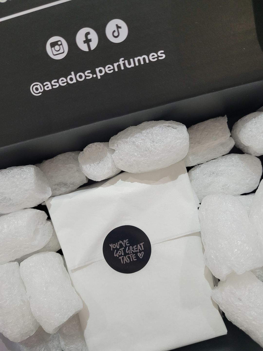 Customer photo review of WOODY ALMOND PERFUME OIL
