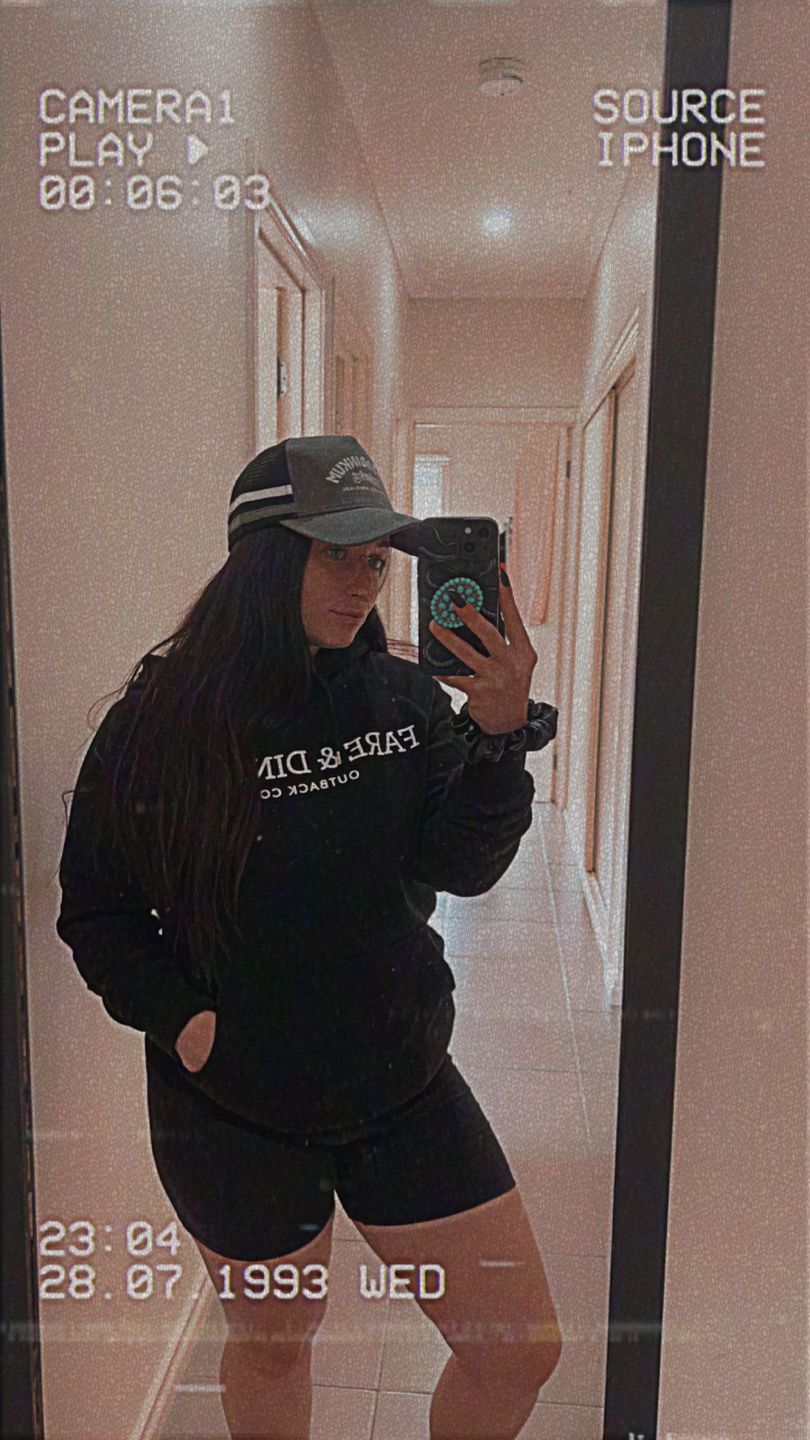 Customer photo review of Outback Trucker Grey Marle