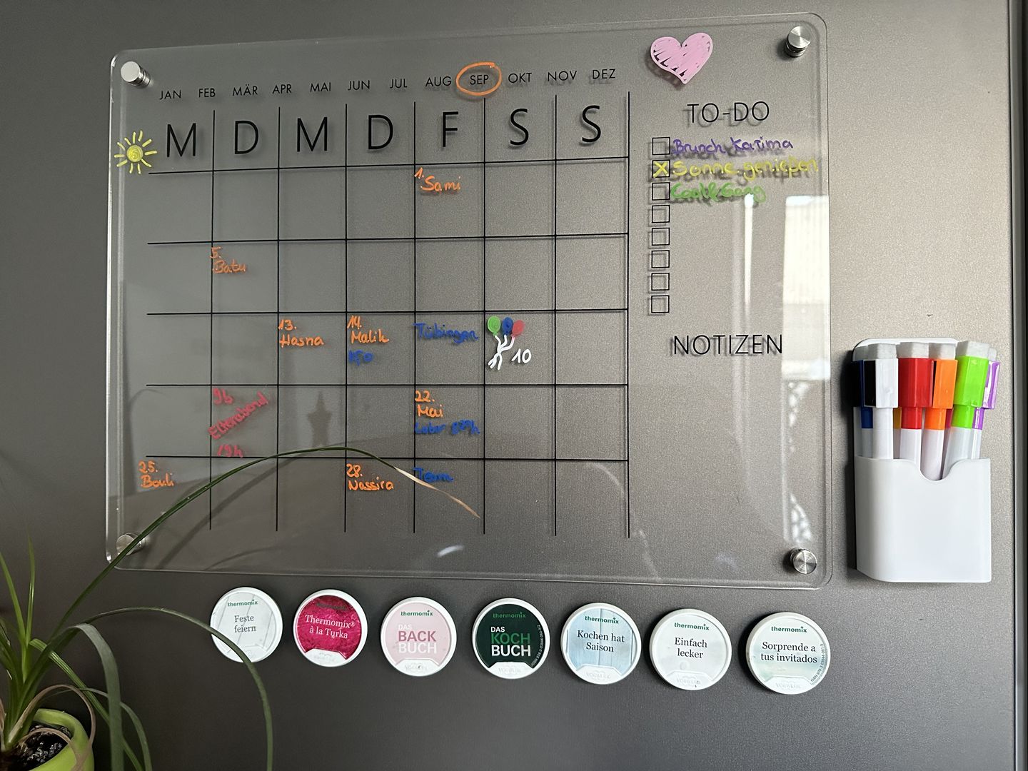 Customer photo review of Kühlschrankplaner "Monatskalender"