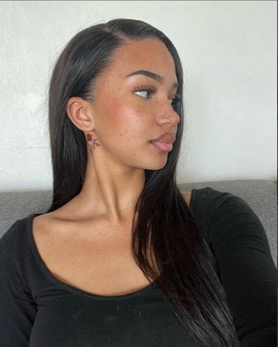 Customer photo review of 3 Pieces Straight Brazilian Virgin Human Hair Bundles Unprocessed Natural Color