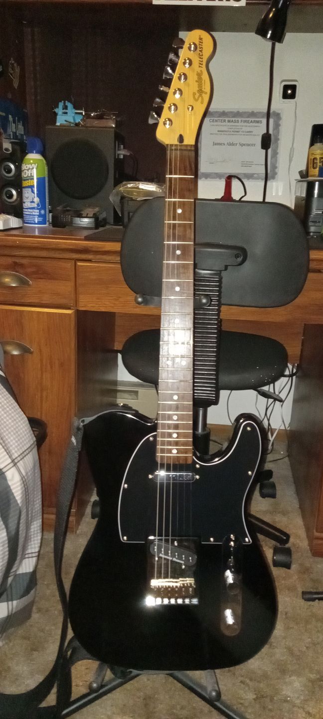 Customer photo review of Guitar Tuner Upgrade Kit for 6 Inline Headstocks (10mm Post Hole)