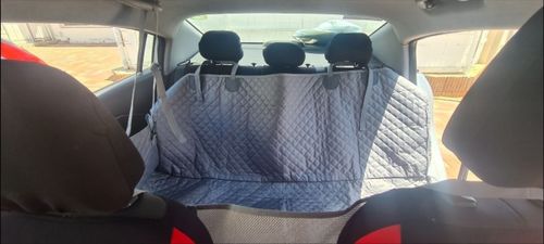 Customer photo review of Scratchguard | Autorücksitz Hundematte